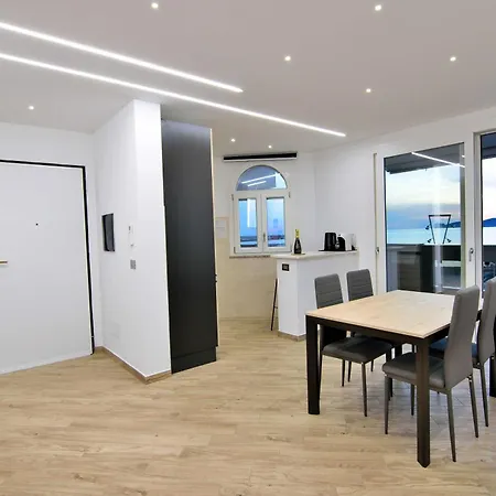 Apartment Diamond Garibaldi