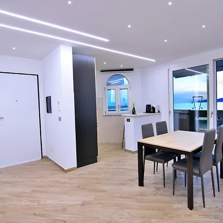Diamond Garibaldi Apartman
